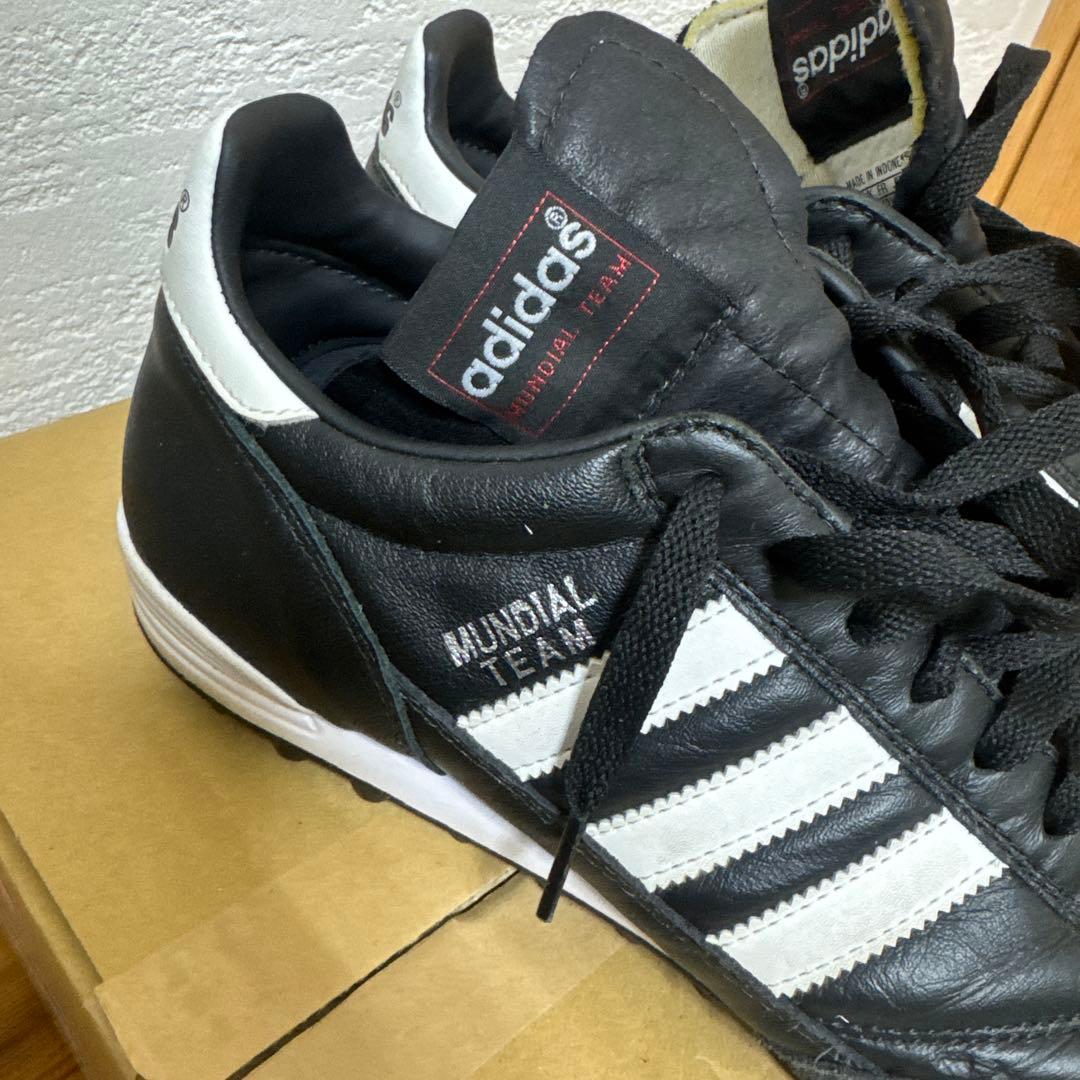 adidas MUNDIAL TEAM サッカーシューズ ブラック/ホワイト