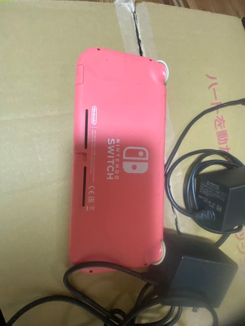 Nintendo Switch Lite ピンク 充電器付き「2」