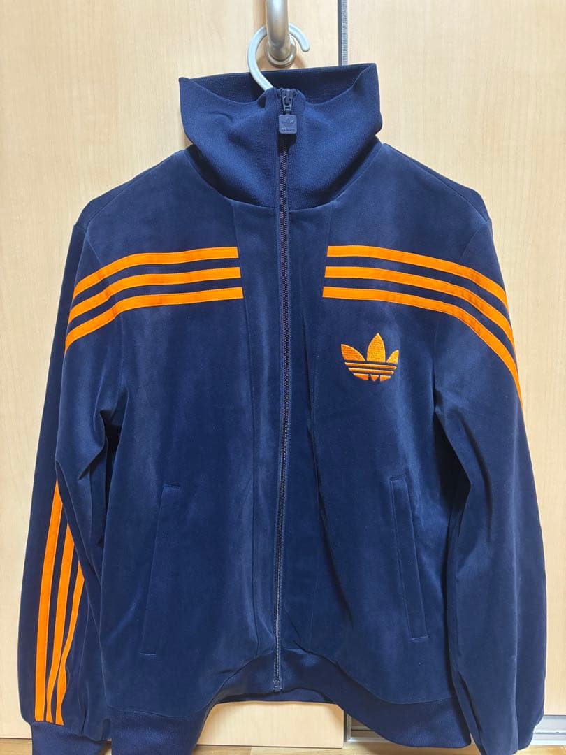 adidas original トラックジャケット