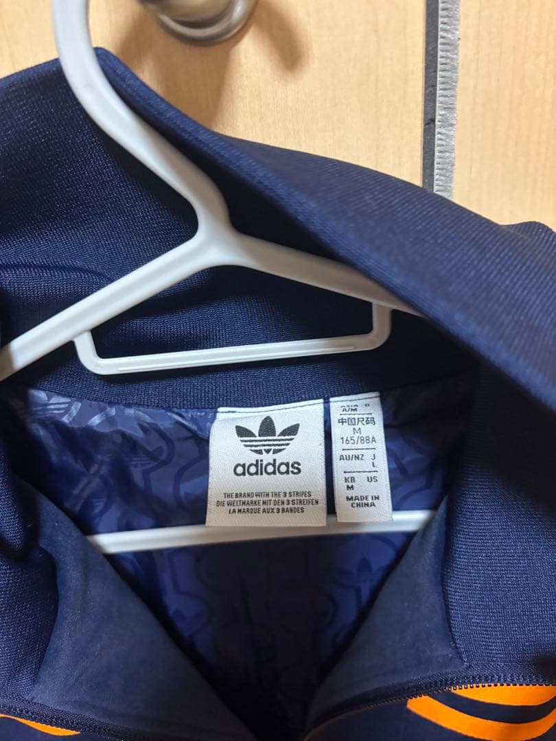 adidas original トラックジャケット