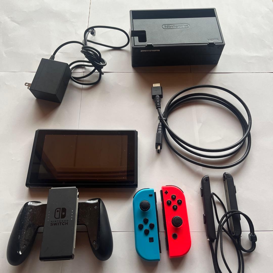【美品】Nintendo Switch セット64GBSDカード端子キャップ付き