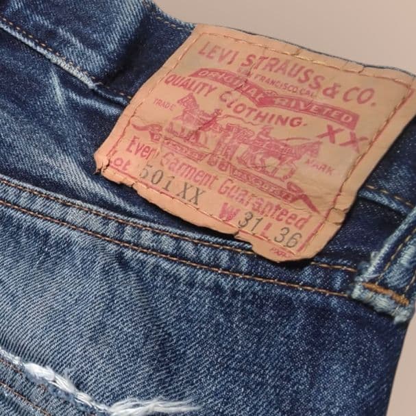 す*ん様 Levi's501XX BIGE 赤耳 ボタン裏555 W31 鬼ひげ