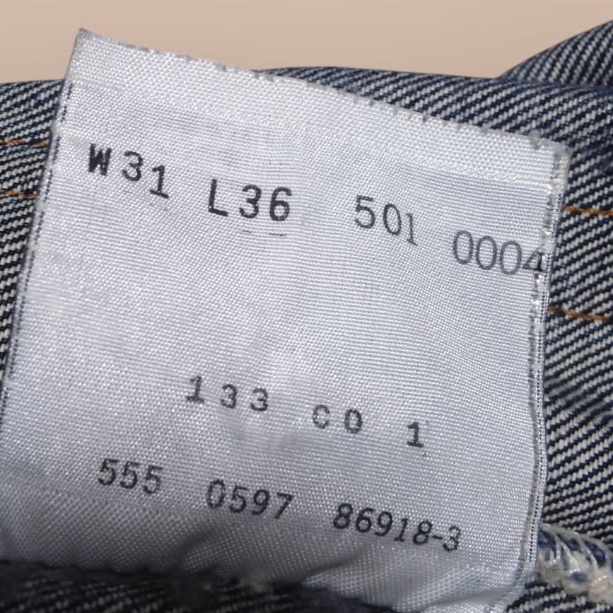 す*ん様 Levi's501XX BIGE 赤耳 ボタン裏555 W31 鬼ひげ
