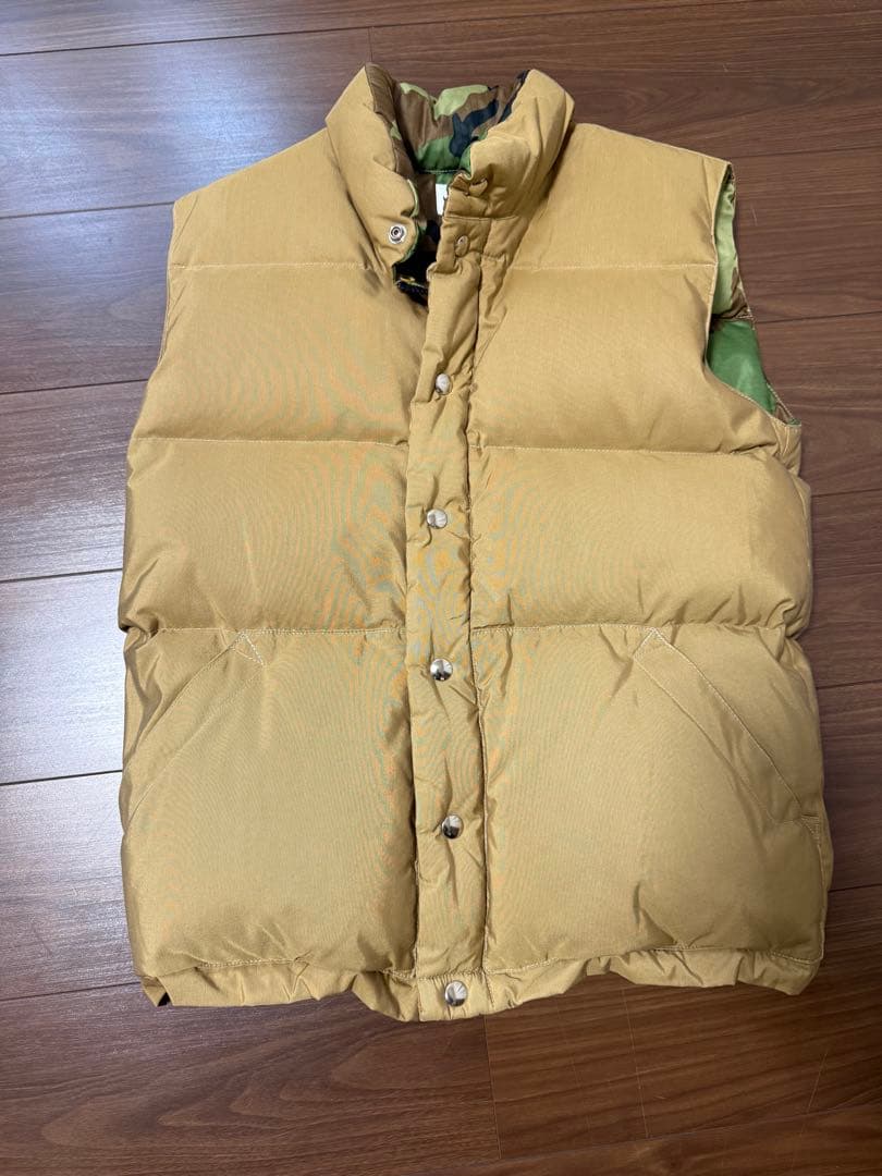 美品 Crescent Down Works ダウンベスト