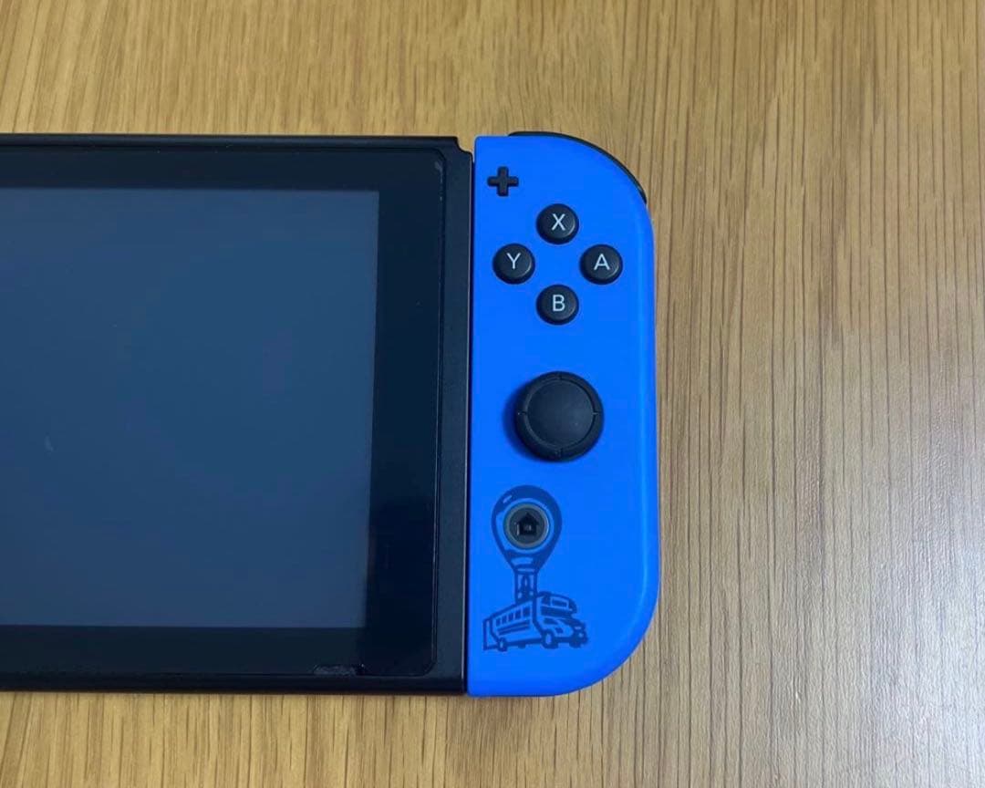 【限定版】Nintendo Switch フォートナイトデザイン本体セット