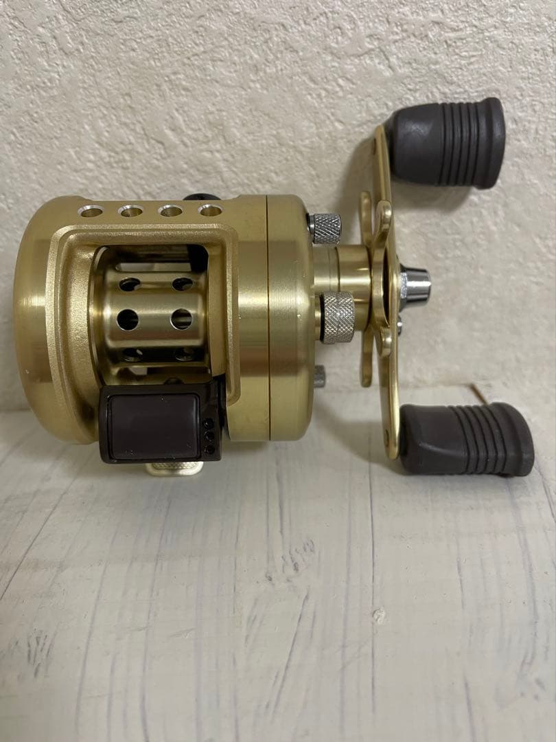 シマノ カルカッタ 50XT