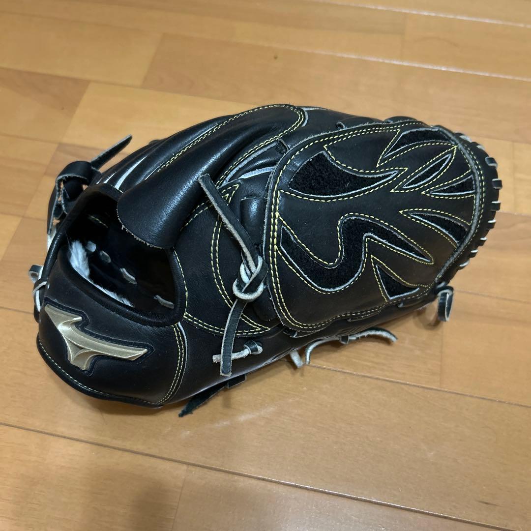 ミズノ 投手　グローブ 黒　グローバルエリート