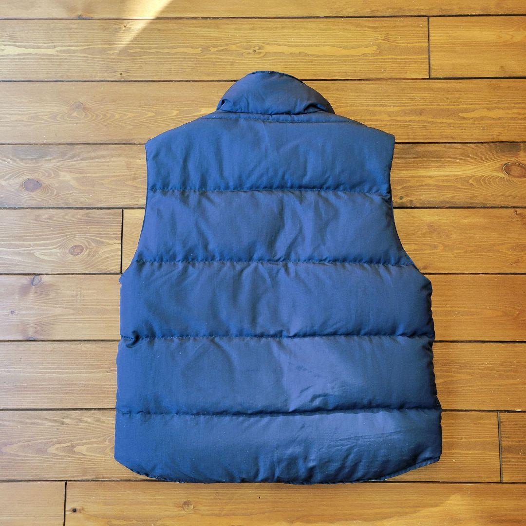 90s オールド モンベル ダウンベスト 肉厚 刺繍ロゴ 紫