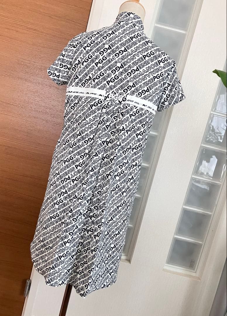 ⭐️ほぼ新品⭐️パーリーゲイツ　PGG モックネック　ワンピース　ホワイト