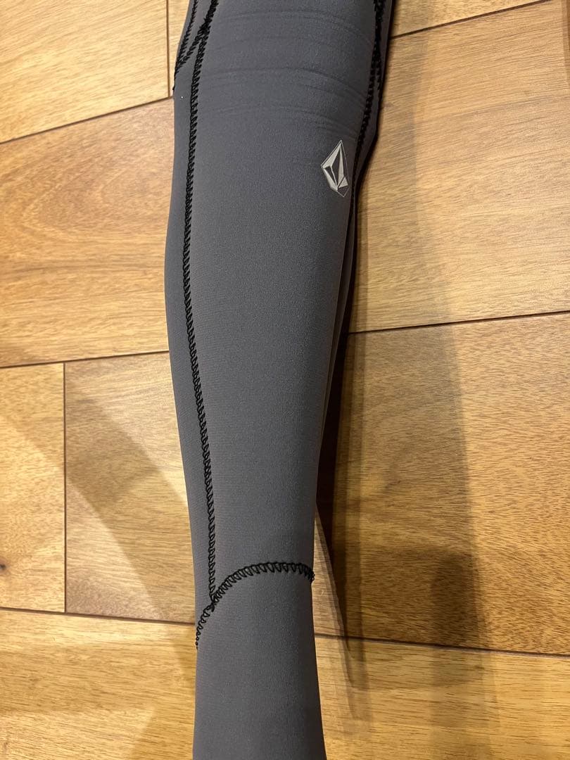 ボルコム　VOLCOM キッズ　シーガル