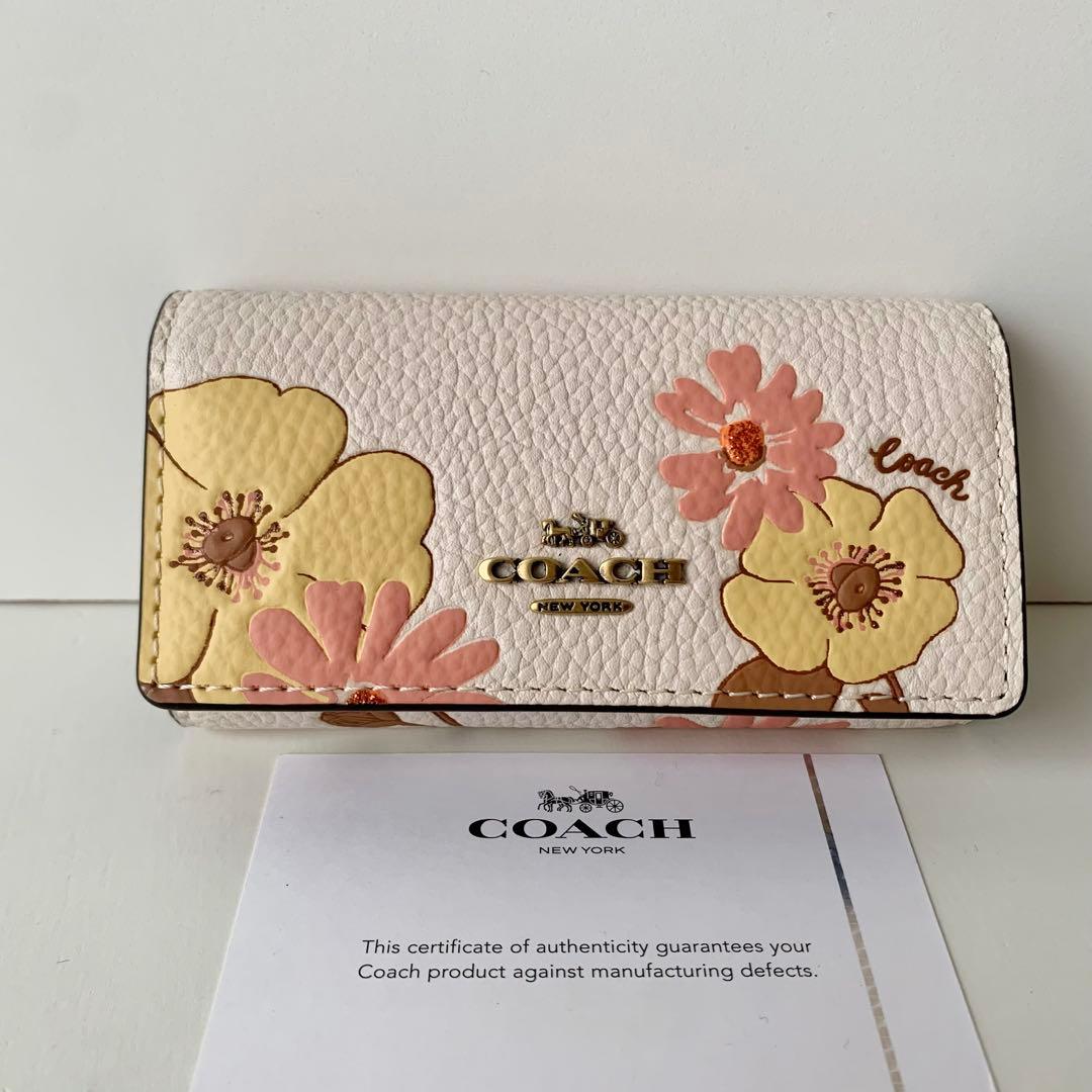 【COACH】コーチ　キーケース　6連　キーリング　フラワー　花柄　ホワイト　白