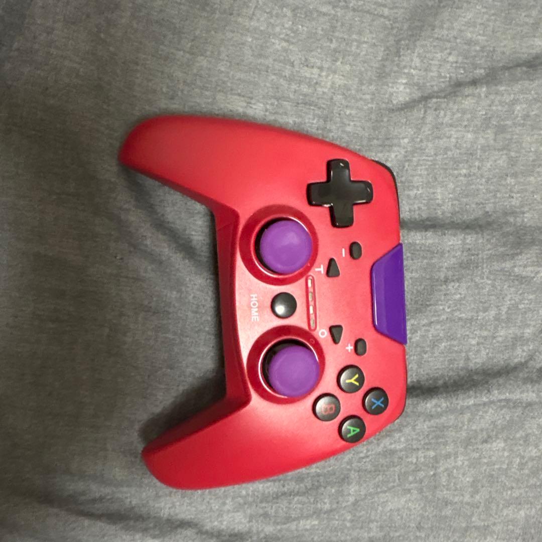 ユ*タ様 Nintendo Switch 本体とコントローラー3つ等々