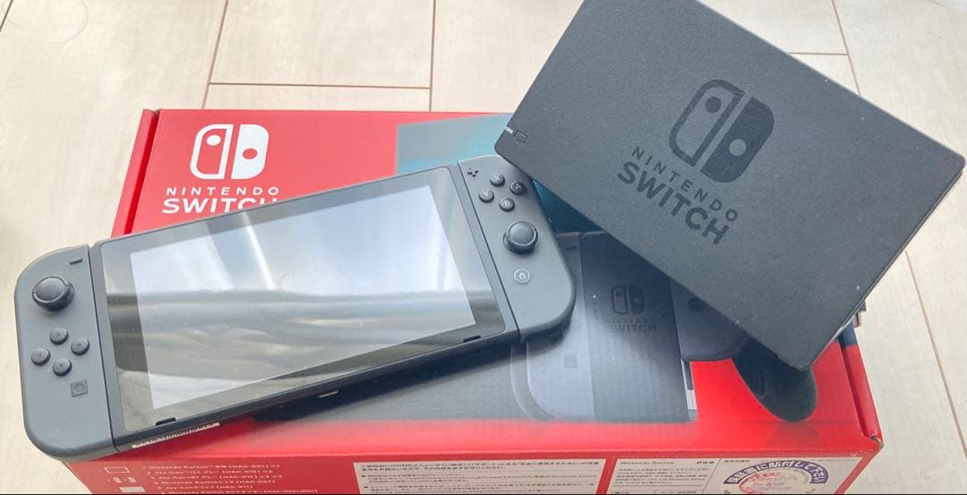 ★美品Nintendo switch （箱無し）★