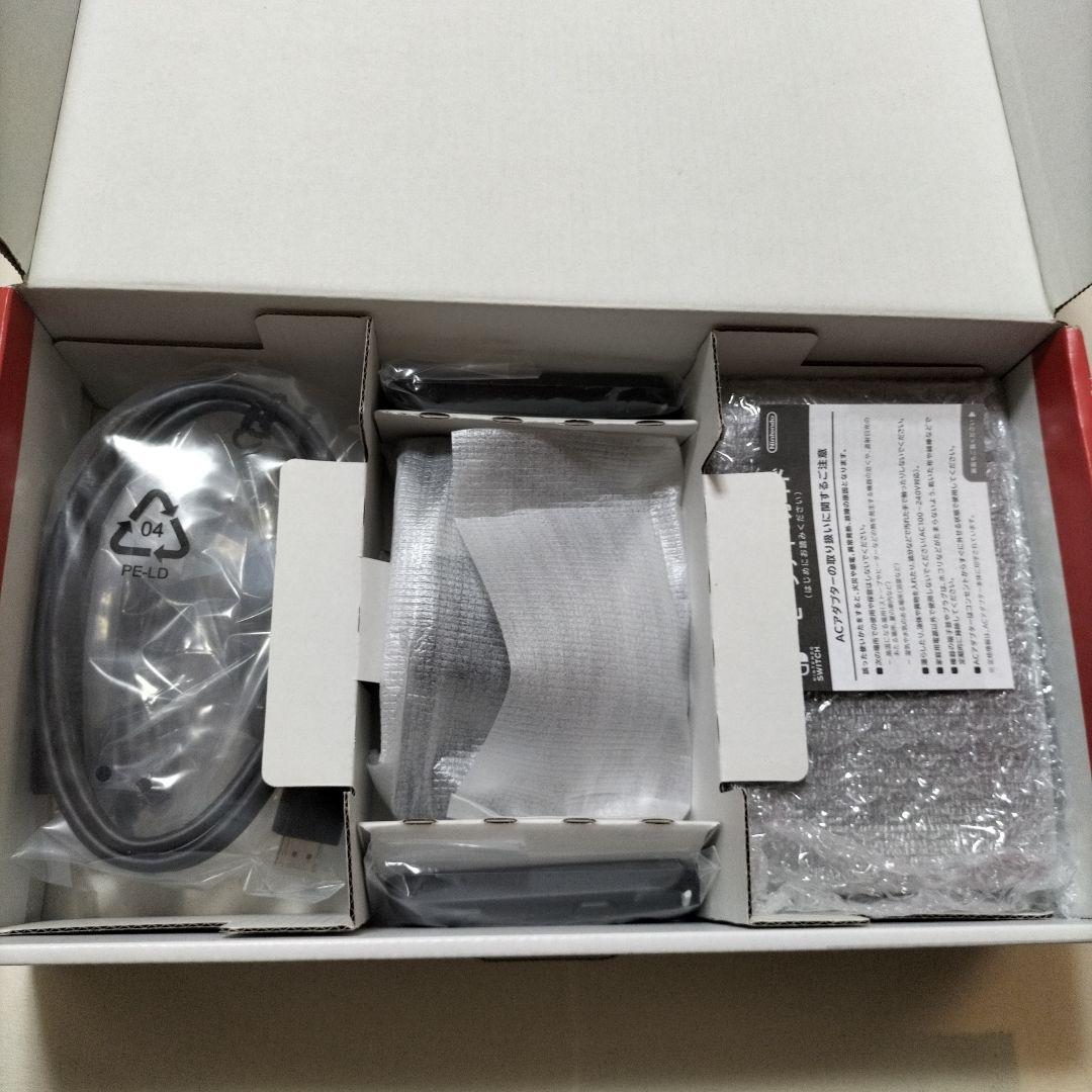 Nintendo Switch完品