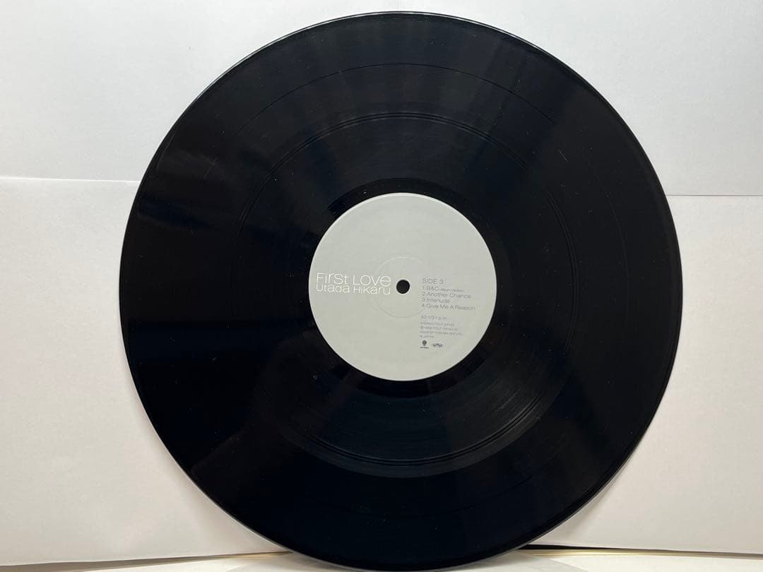 宇多田ヒカル First Love レコード 匿名配送