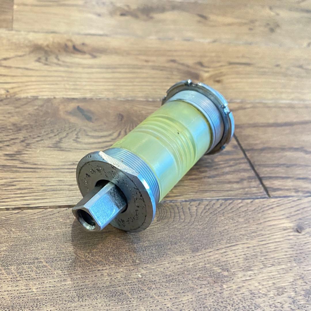 【レア！中古！】Campagnolo　NJS カンパニョーロ　BB 68