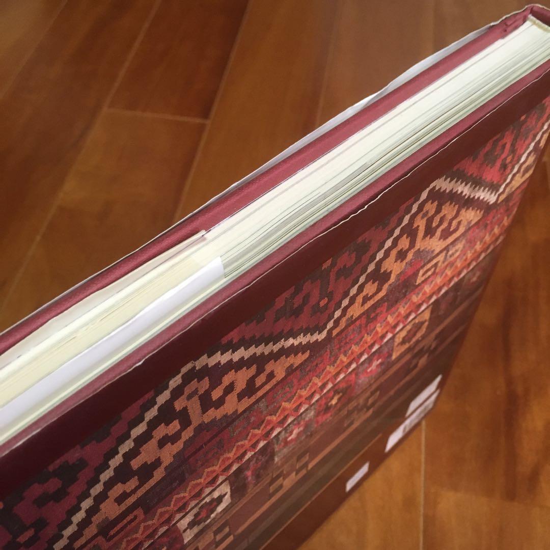 洋書　Living with Kilims ペルシャ絨毯の本