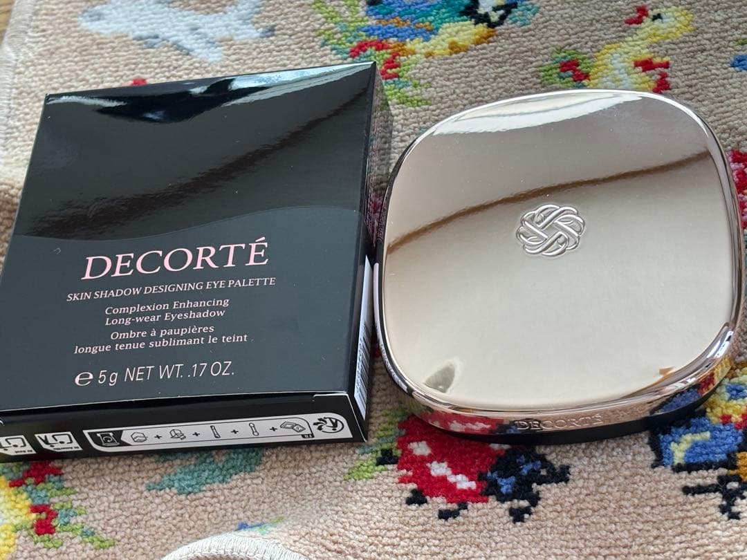最新DECORTÉ コスメデコルテ スキンシャドウ デザイニングパレット 01