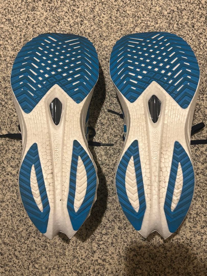 Saucony エンドルフィンスピード4