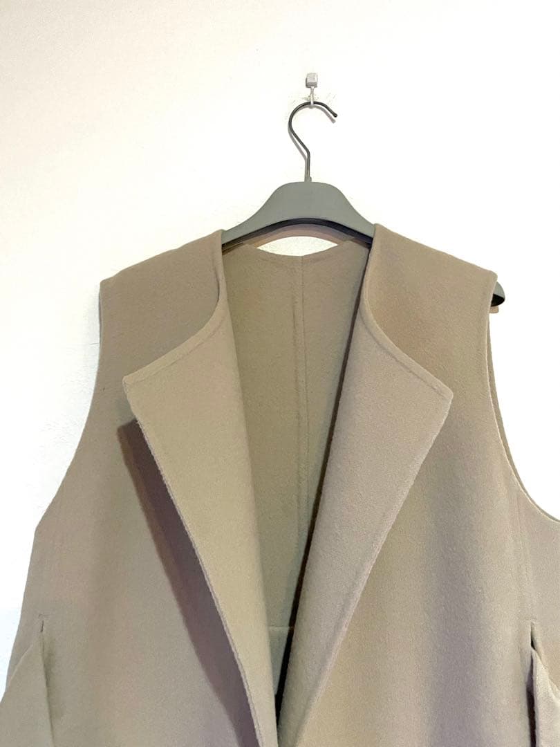 ベ*ル様 ドゥーズィエムクラス　2024AW ウールアンゴラ　ロングベスト　ベー