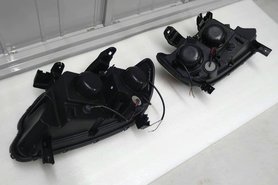 シボレー コロラド 社外ヘッドライト ブラックスモーク