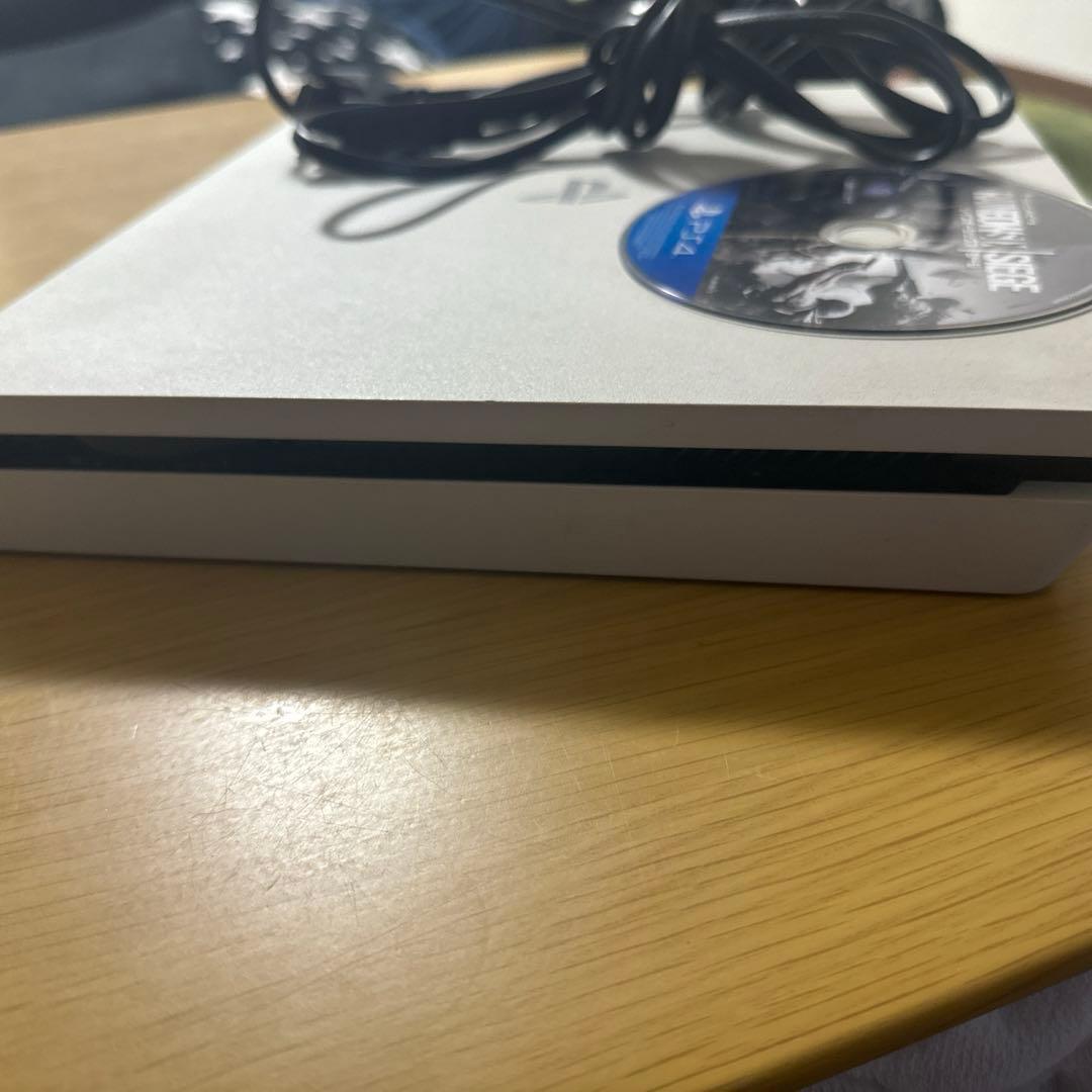 PS4 White  500GB   R6S & ヒロアカ付き