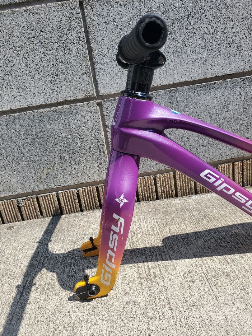 Gipsy G-Zero ランバイク カーボン フレーム