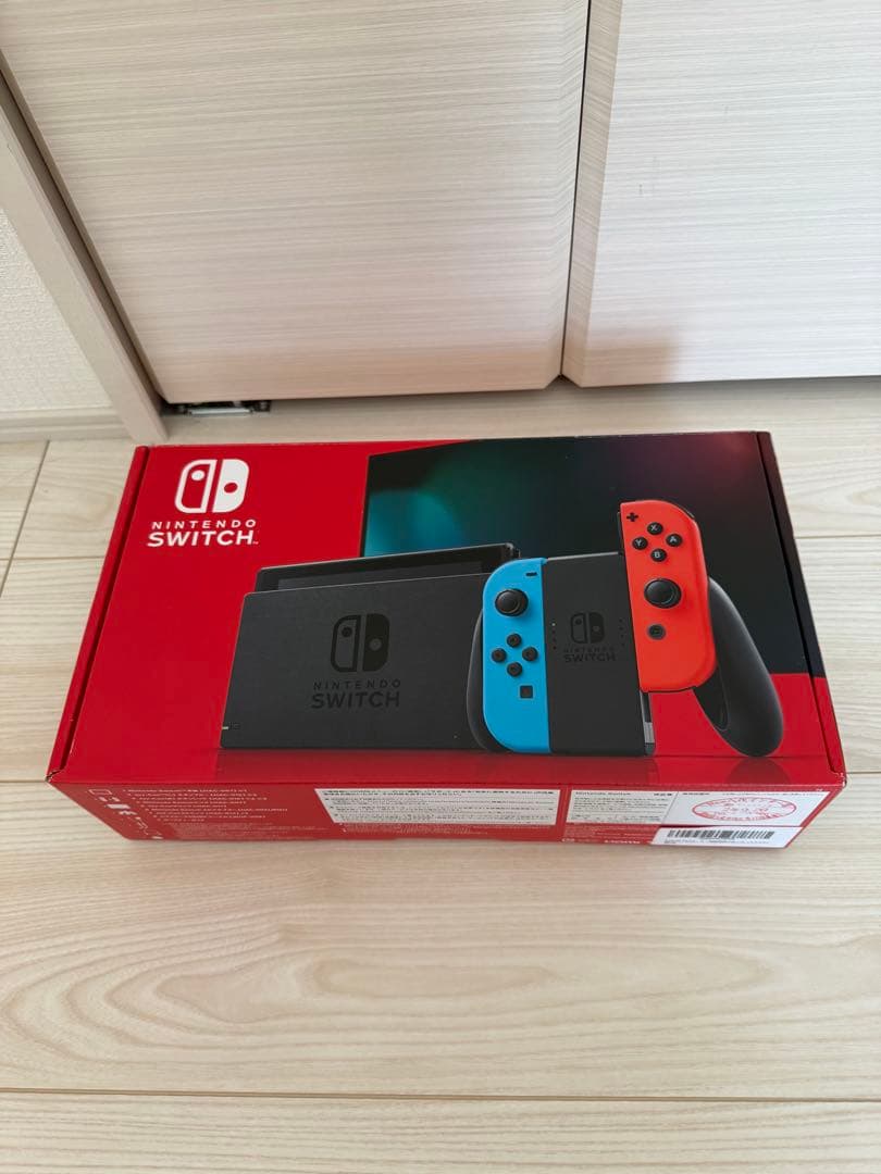 Nintendo Switch ネオンブルー/ネオンレッド 本体とソフト4セット