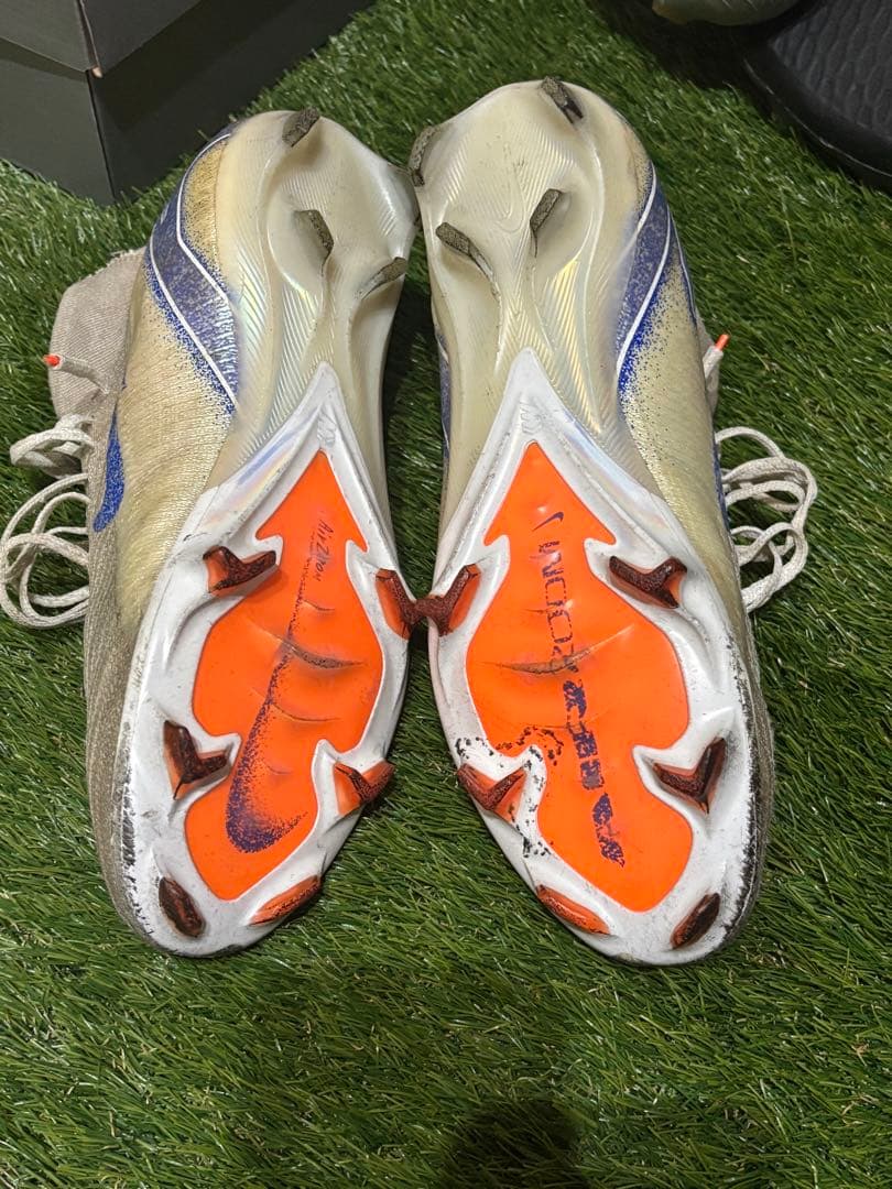 Nike マーキュリアルヴェィパー16 FG