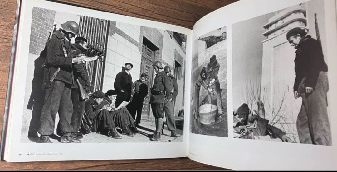『CARA A CARA』ロバート・キャパ 写真集