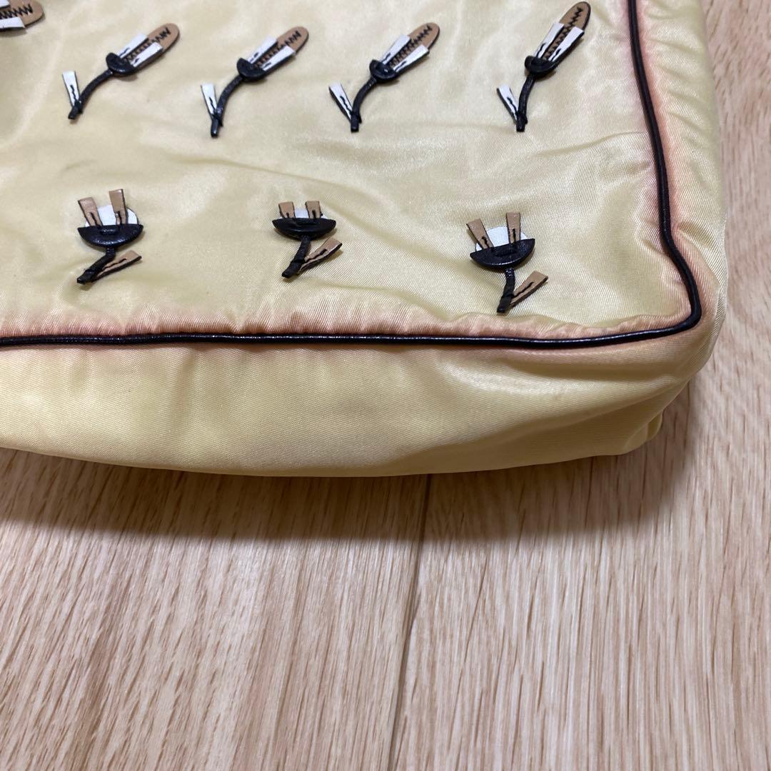 PRADA リバーシブル　コンパクト　ナイロンバッグ フラワーモチーフ