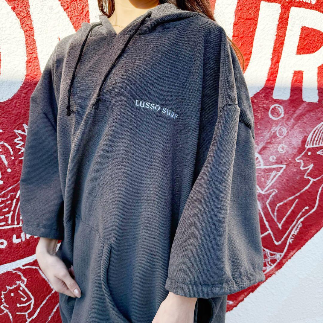 便利グッズ☆LUSSO SURF お着替えポンチョ　グレー⭐︎ロンハーマン