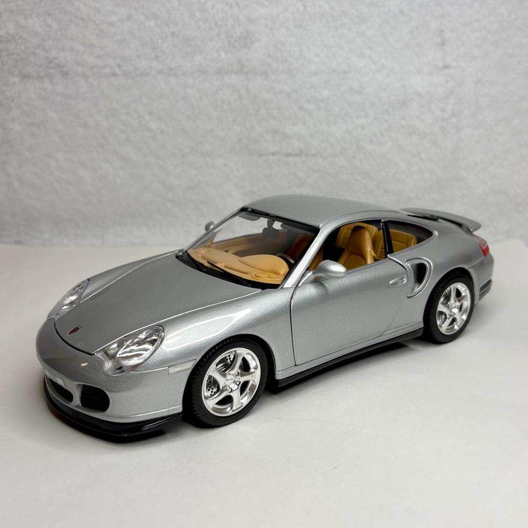 burago ポルシェ 911ターボ 1999 1/18 996ターボ