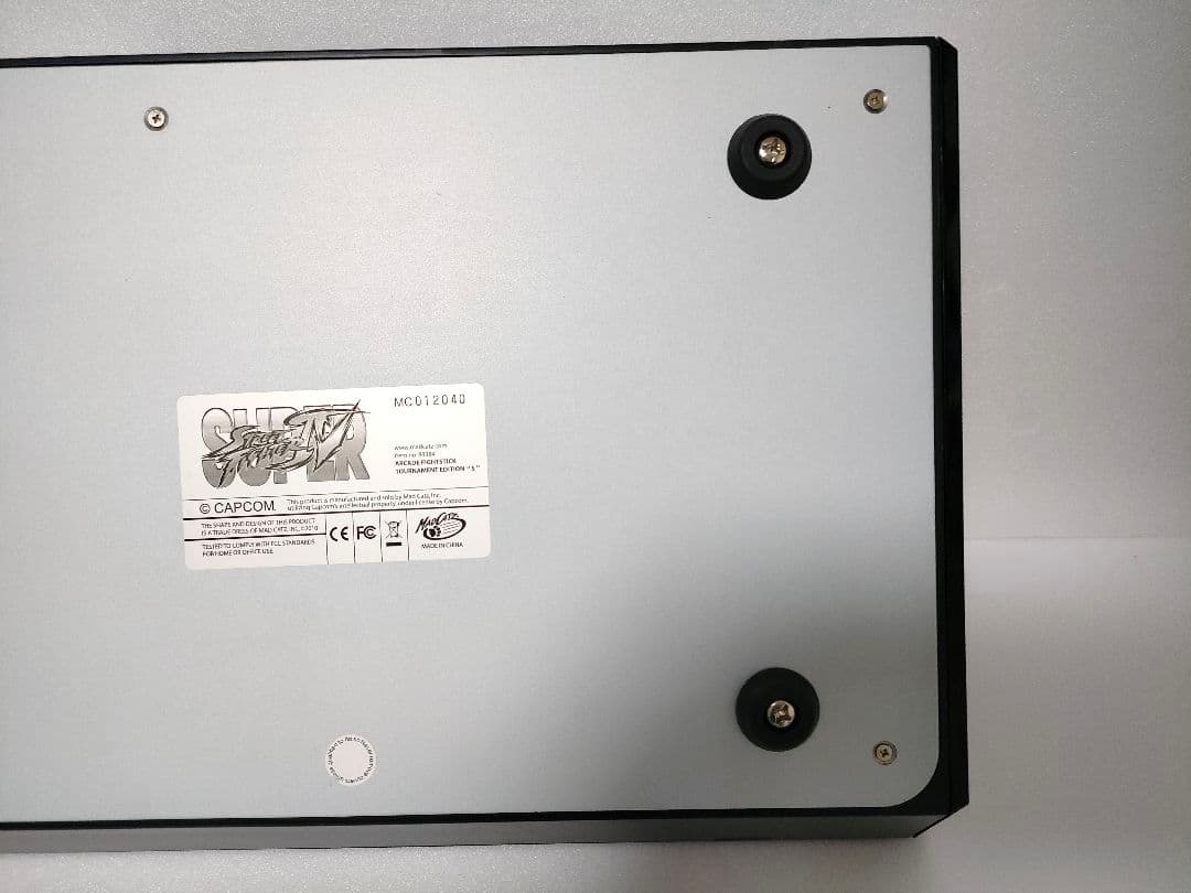 スーパーストリートファイターIV アーケードコントローラー マッドキャッツ TE