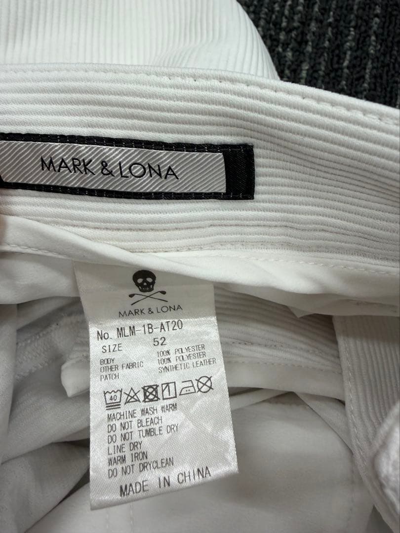 MARK AND LONA ホワイトパンツ