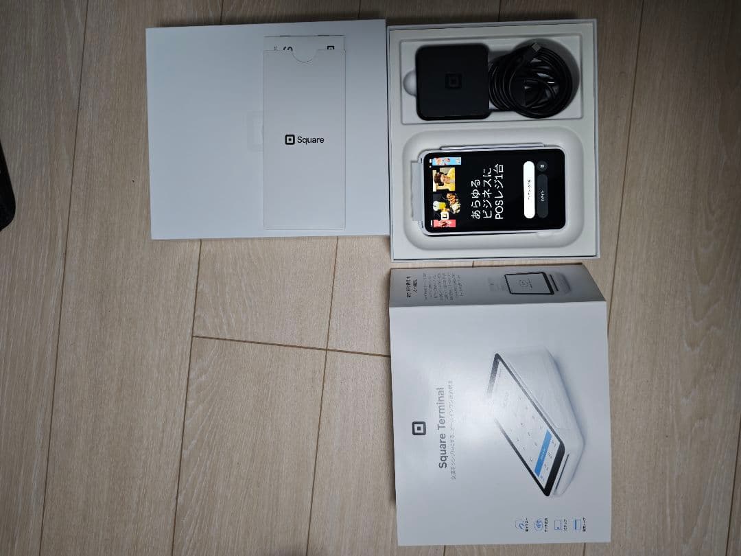 スクエアターミナル POS、決済用端末