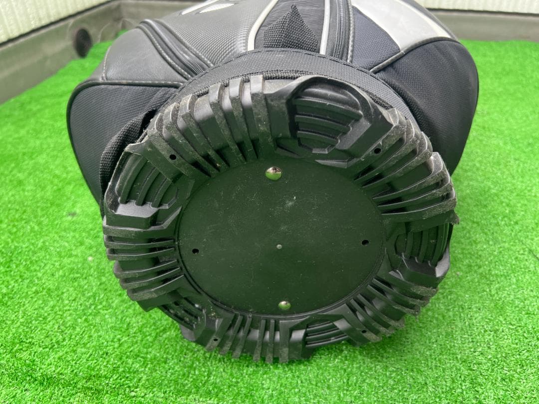 TaylorMade TM M-5 Series キャディバッグ LOA10
