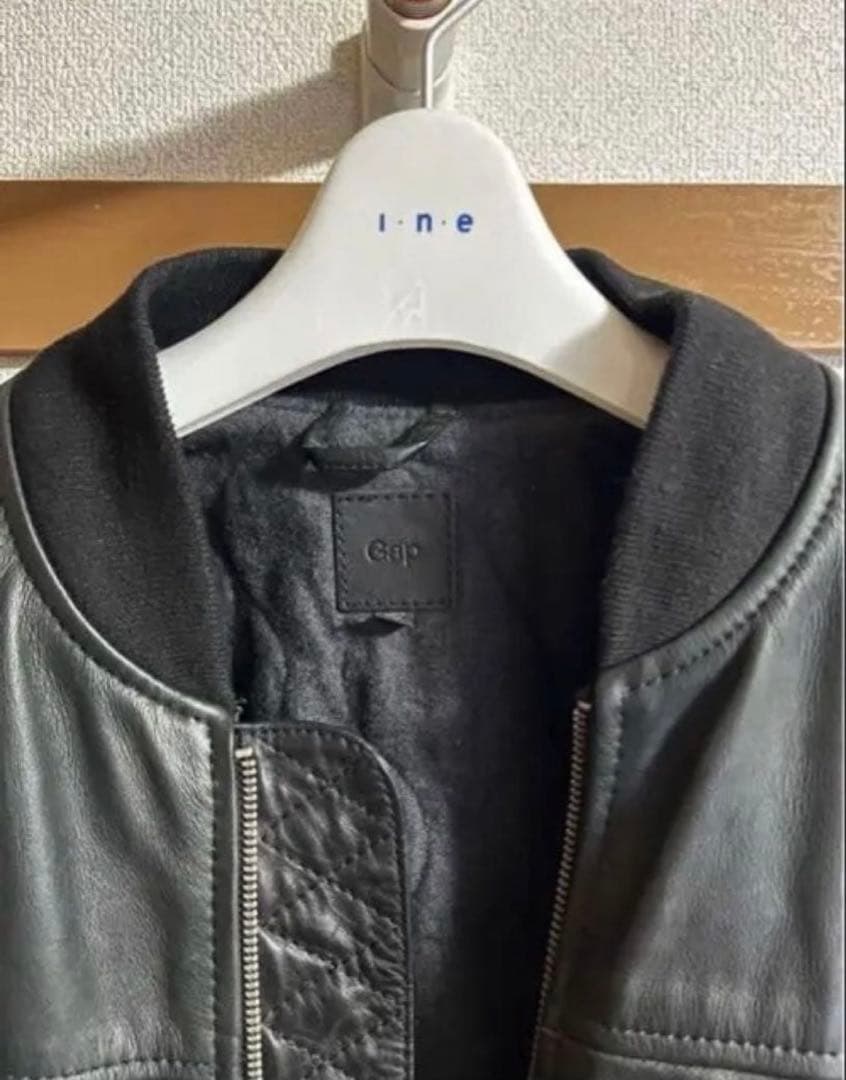 N*e様 OLD GAP レザージャケット 牛革 Lサイズ　短丈90s ボンバー