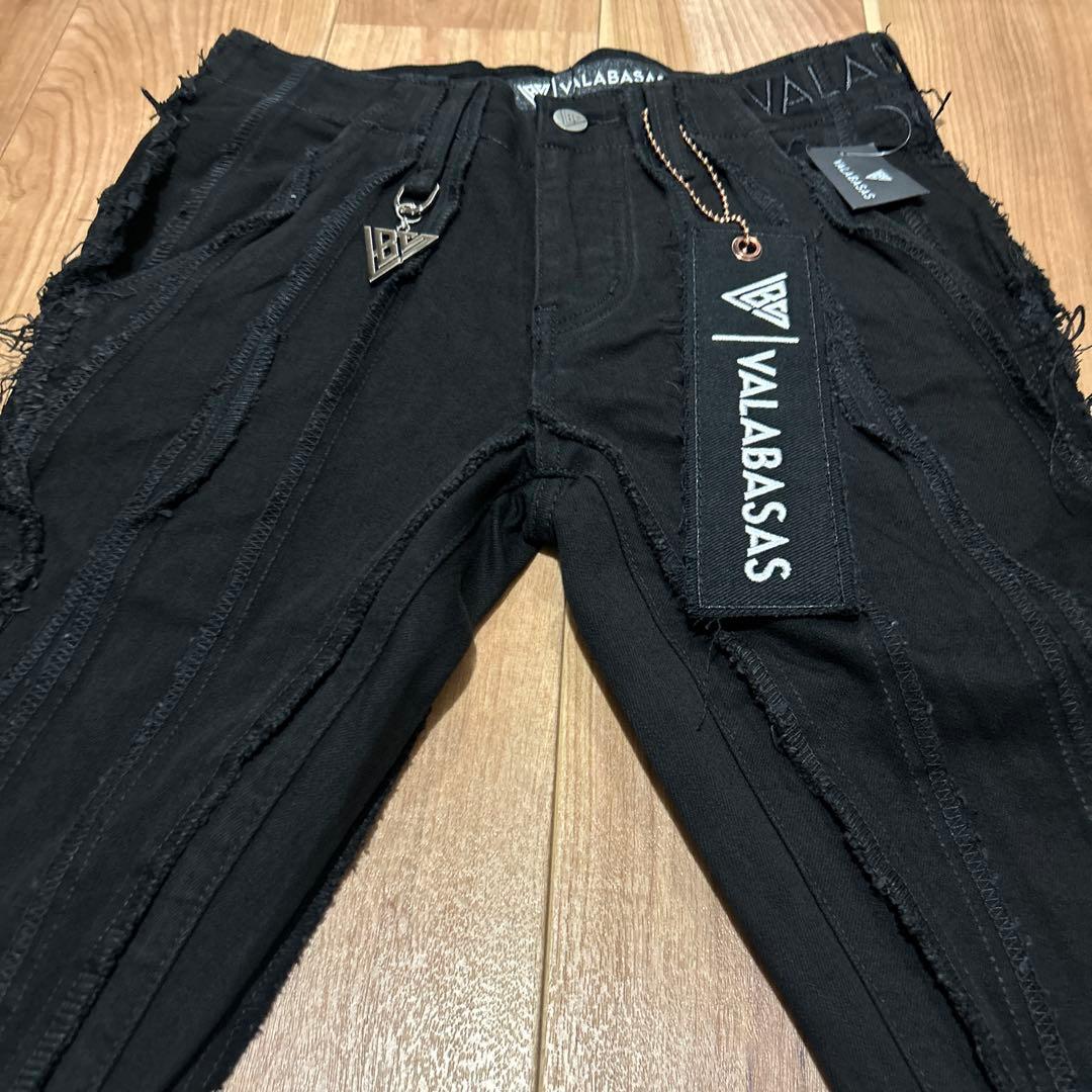 valabasas【新品未使用】クラッシュフレアデニム 32 バラバサス
