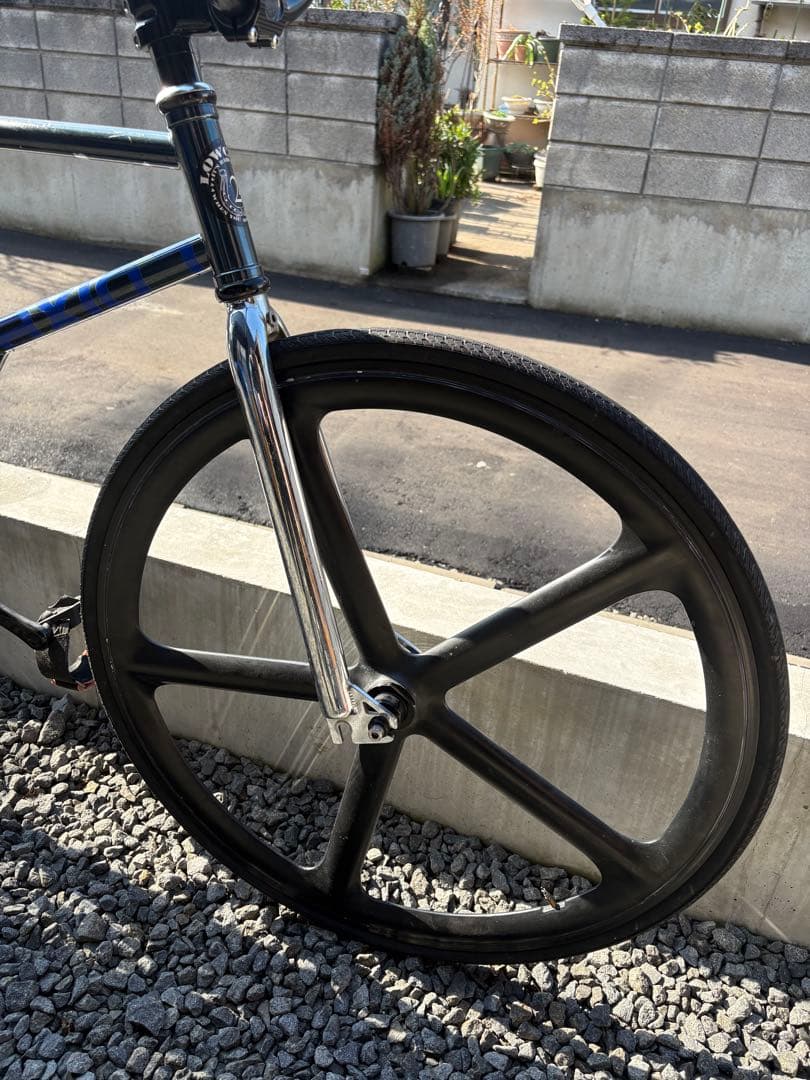 スターファッカーズ　XENON FIXD ピスト　固定ギア