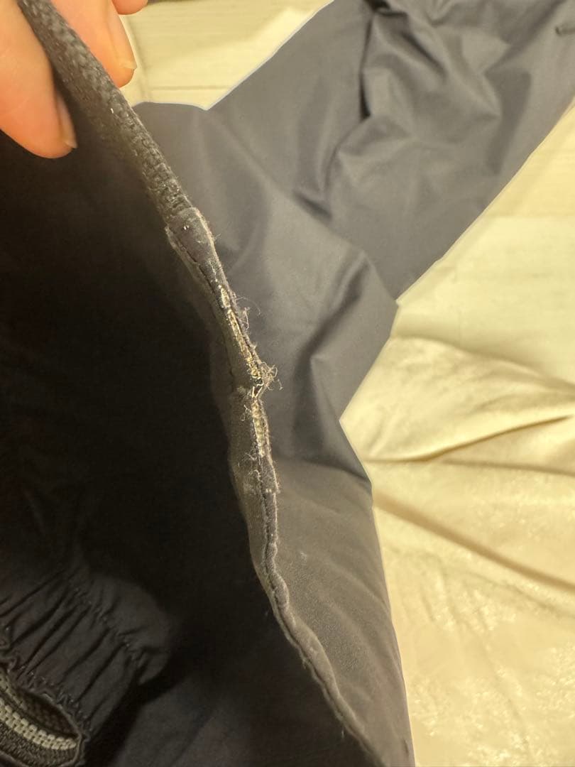 ARC'TERYX ウィメンズ スノーボードパンツ サイズ0 黒