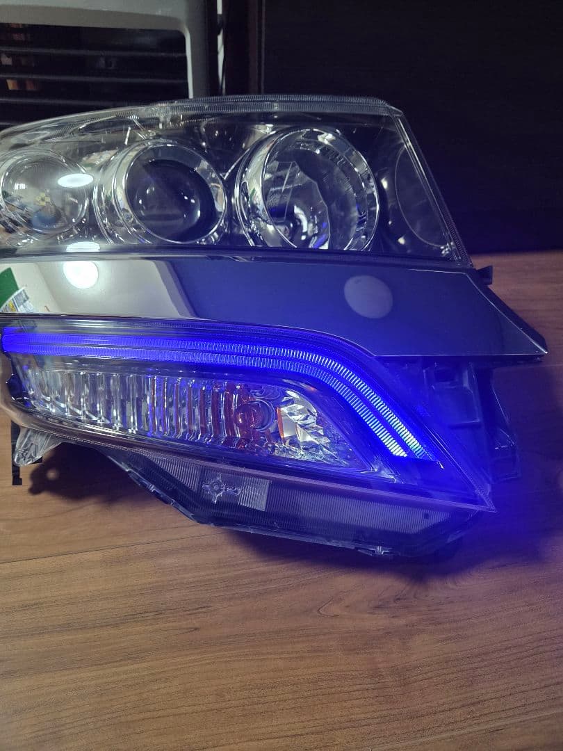 JF1.2 N-BOXカスタム　純正HIDヘッドライト左右セット