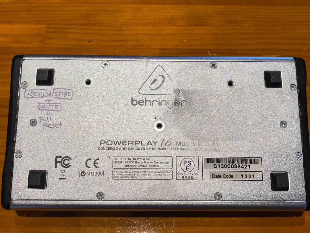 【中古】BEHRINGER パーソナルミキサー POWERPLAY P16-M