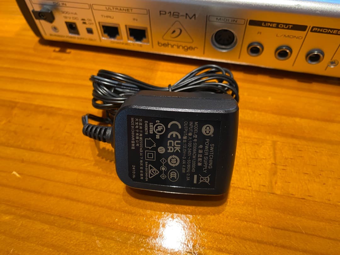【中古】BEHRINGER パーソナルミキサー POWERPLAY P16-M