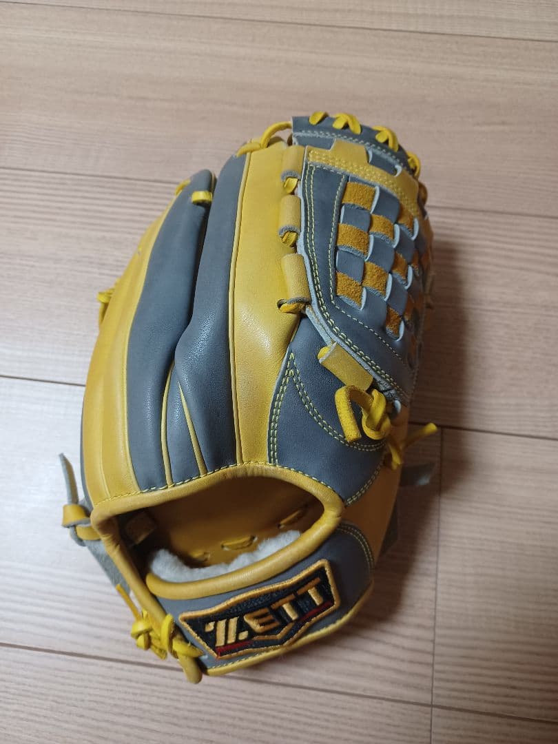 【最終値下げ】ZETT　プロステイタス　軟式　オーダー　グローブ　内野手用