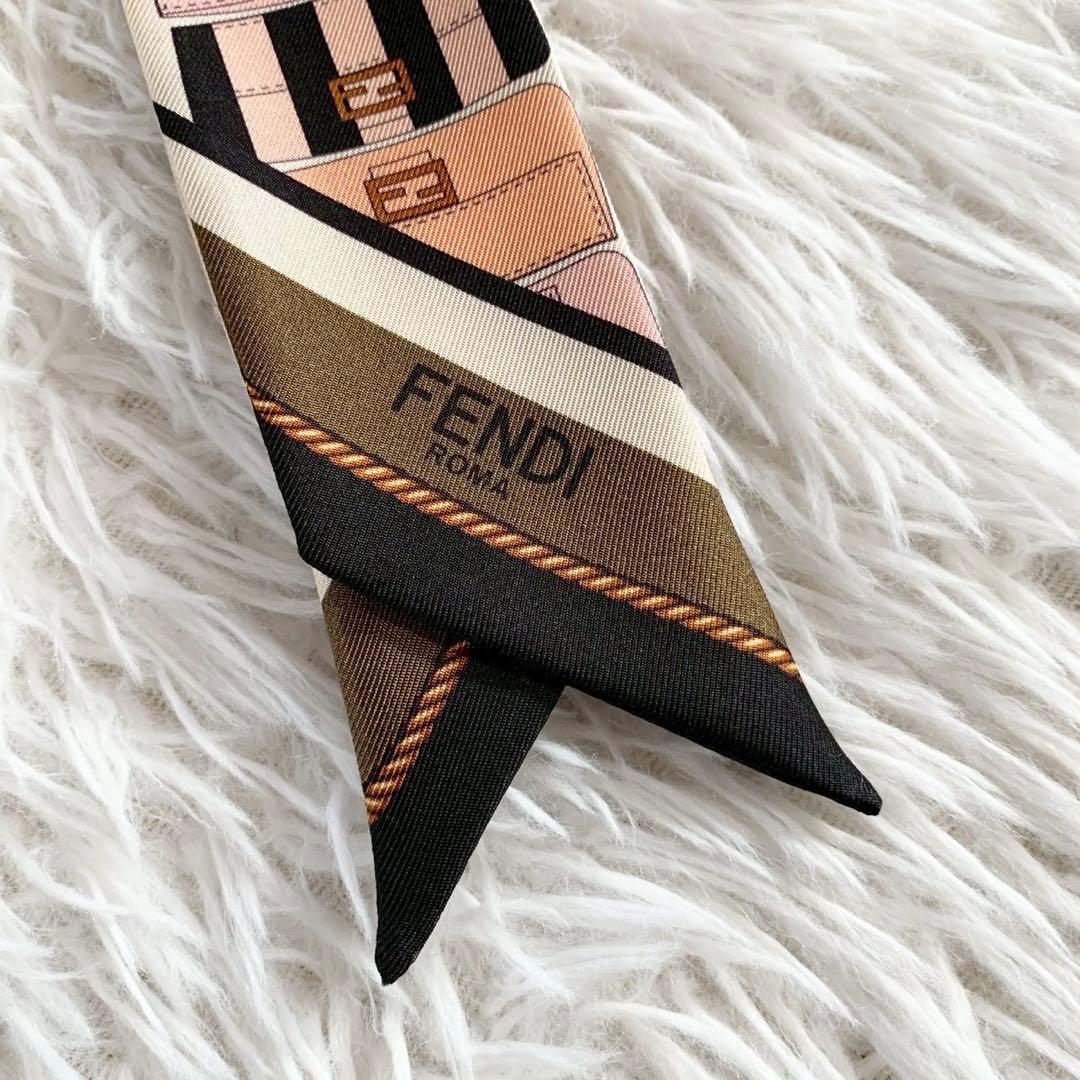 FENDI　フェンディ　マンマバケット柄　ラッピー　リボンスカーフ　ズッカ柄