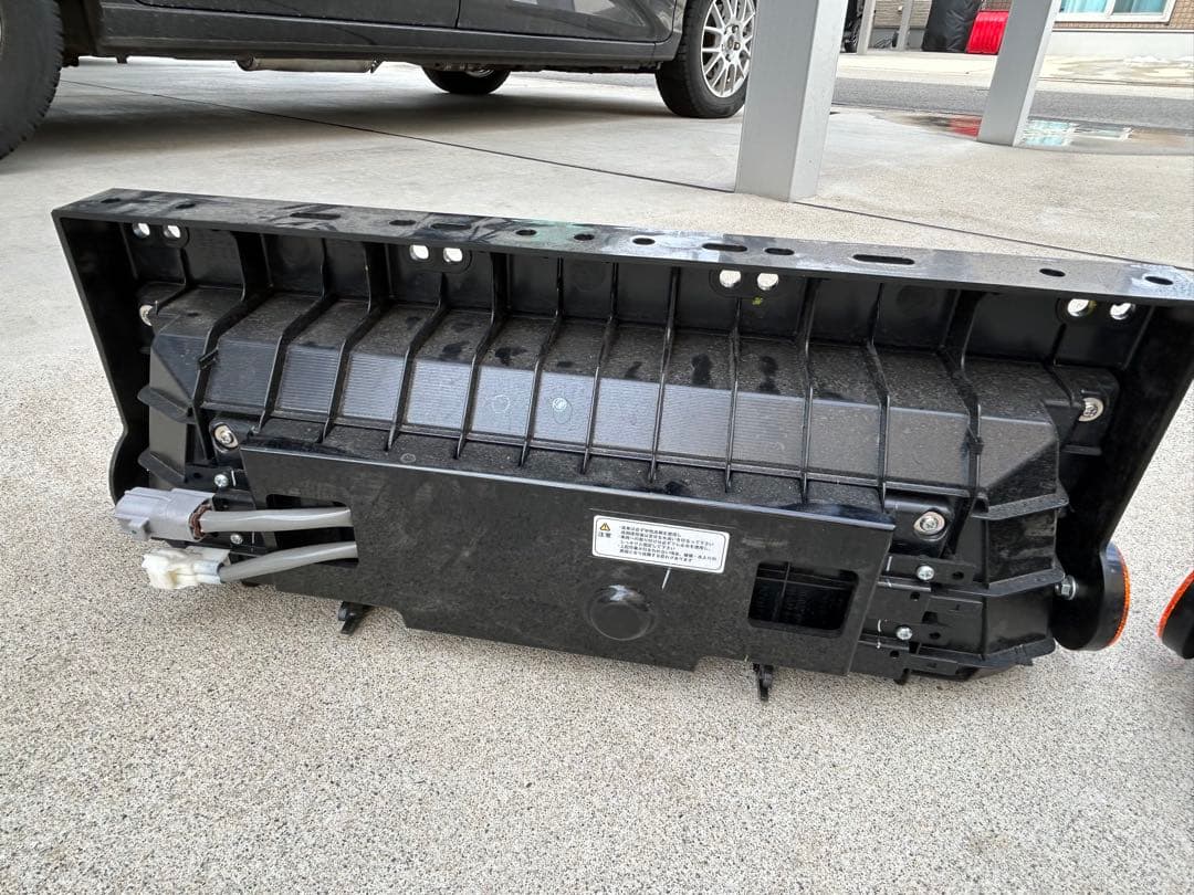 小糸　KOITO テールランプ左右セット　新車取り外し品　いすゞ　テールランプ
