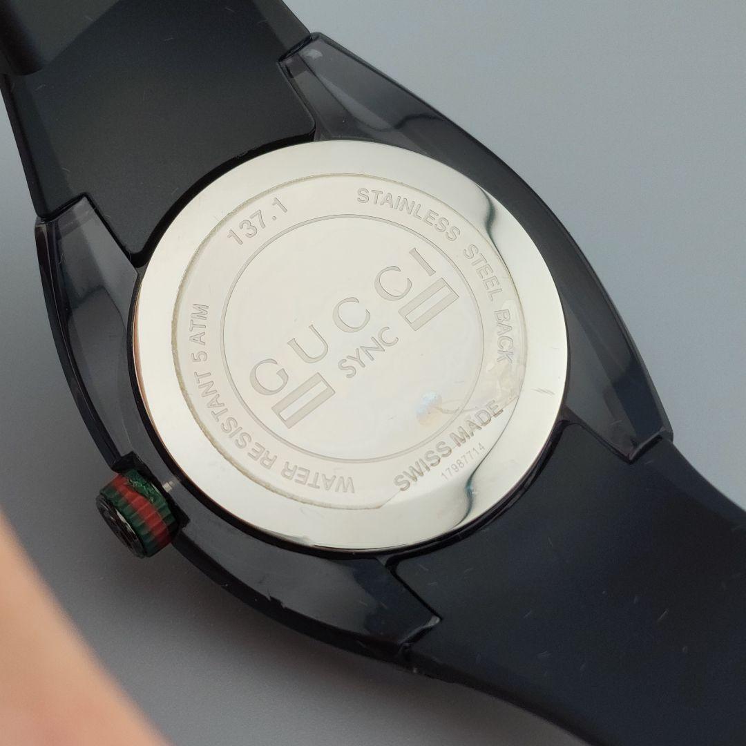 【新品電池】GUCCI ラバーベルト 時計　SYNC シンク　シェリーライン　黒