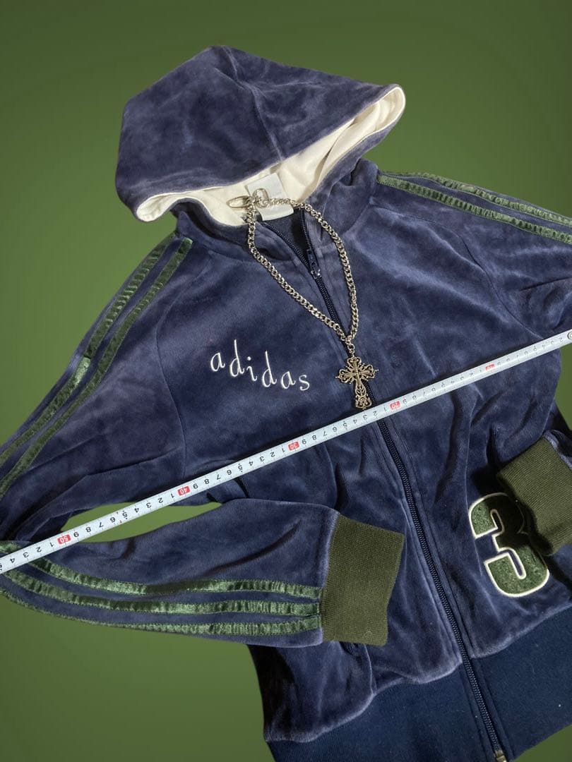 レアadidas3本線ベロア刺繍パーカy2k平成ギャルフェアリーグランジロック