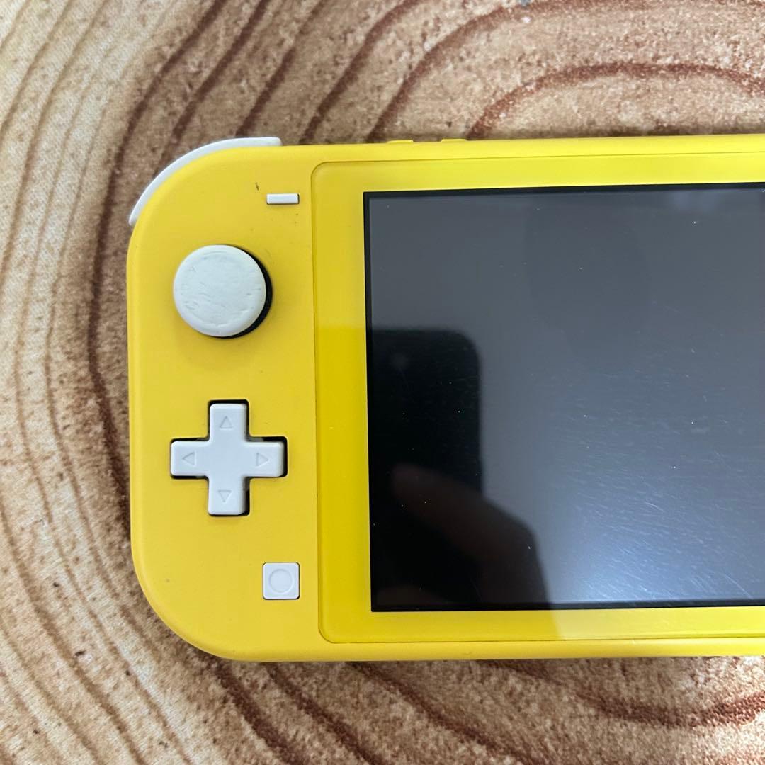 Nintendo Switch Lite 青・黄色 本体 充電器付き　2個セット